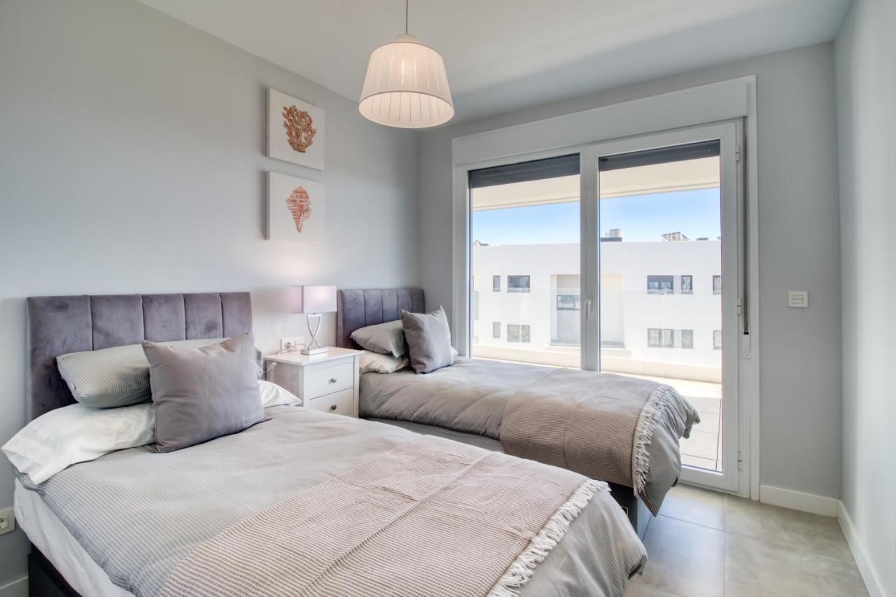 Newly Constructed 2 Bed Apartment With Sea Views Casares Eksteriør billede
