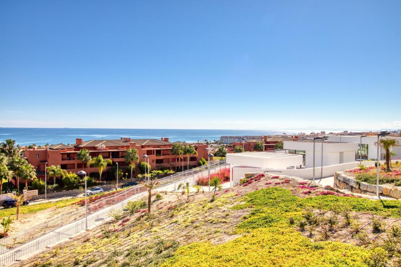 Newly Constructed 2 Bed Apartment With Sea Views Casares Eksteriør billede