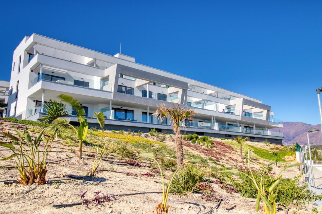Newly Constructed 2 Bed Apartment With Sea Views Casares Eksteriør billede